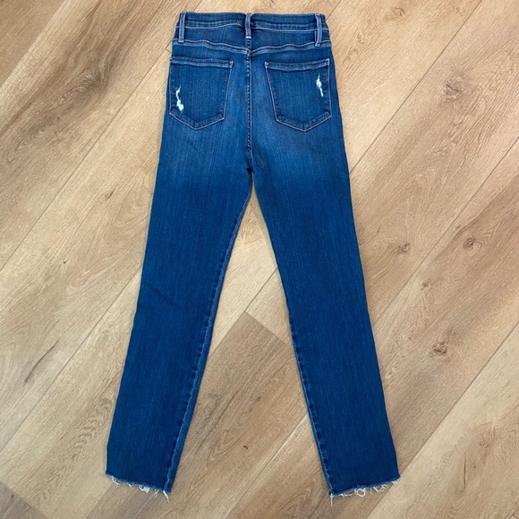 Frame Le Sylvie Slender Straight Leg with Distressed Raw Hem Denim Jeans - Picture 3 of 6